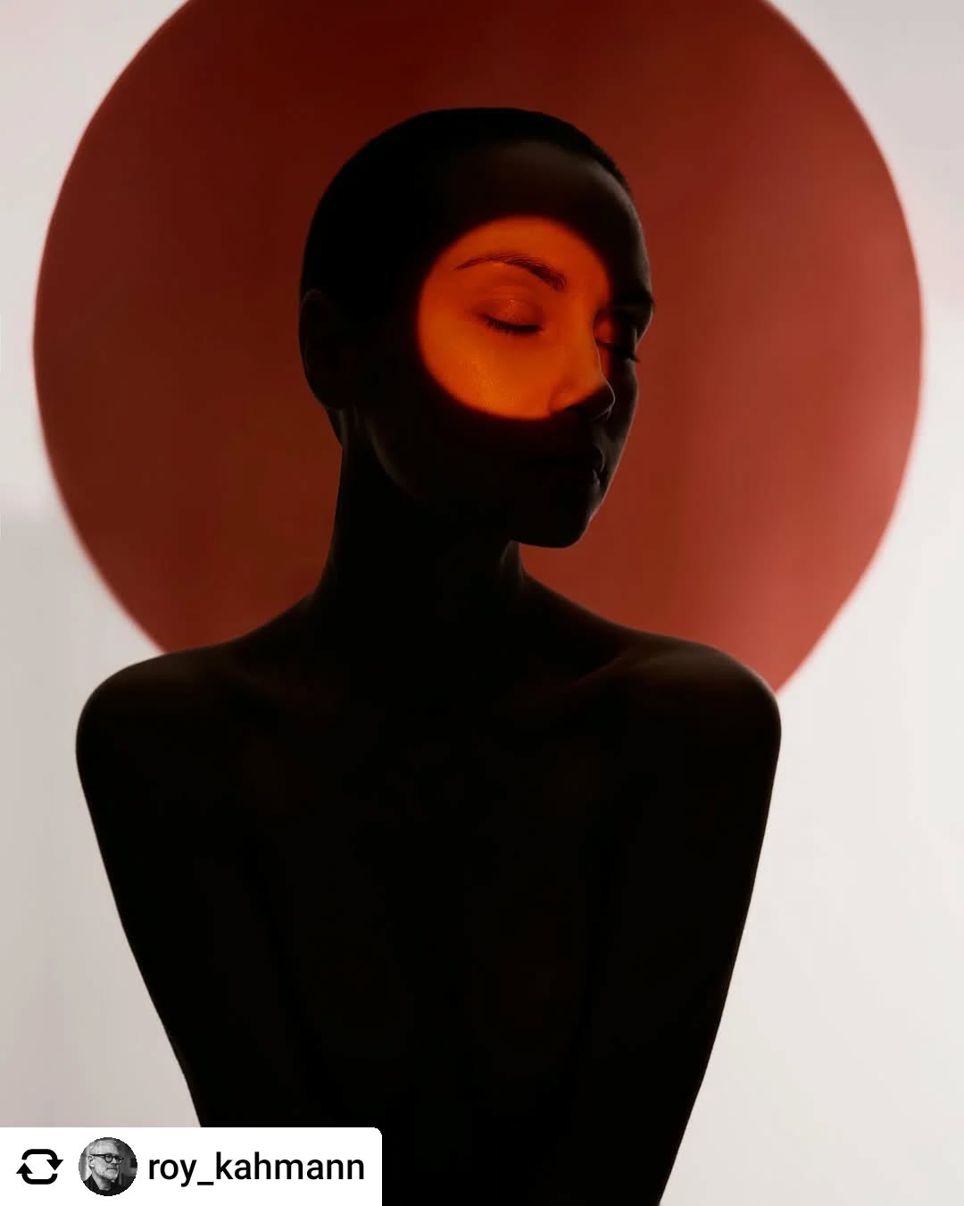 Posted @withregram • @roy_kahmann Starting April 30th, the 40th edition of KunstRAI will take place in the Parkhal of the Amsterdam RAI complex. We’ll be presenting six photographers, each showcasing a wealth of new work — including this stunning piece by Los Angeles based photographer George Mayer.
If you don’t have tickets yet, just let us know! @hungryeyegallery @kunstrai @_georgemayer