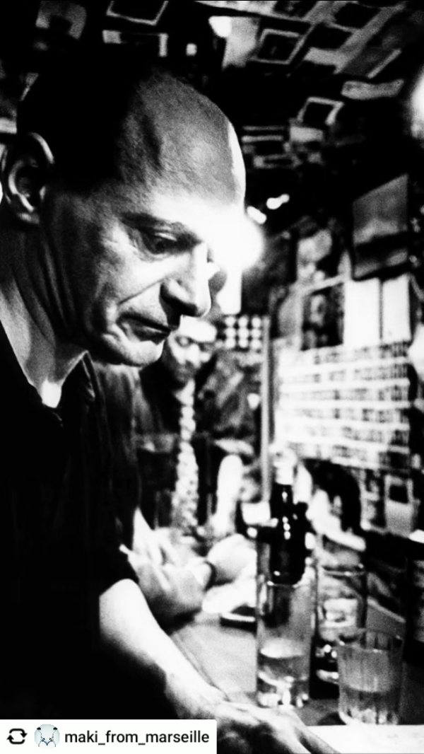 Get @reshare_app • @maki_from_marseille My photo book « Japan Somewhere » is expected to sell out soon. The last copies are available @shashasha @ibasho___gallery and in Marseille @librairie_maupetit and @lollipopmusicstore 

Japan Somewhere : 
Photographs, layout & Editing: Maki 
144 pages - 96 Black & white pictures Publisher: Mark Pearson / @zen_foto_gallery 

#maki_photography #photobook #photographybook photobooks photographybooks bookphotography photobookjousting artbook fineartbook zenfotogallery